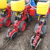 Utužen&iacute; půdy při předseťov&eacute; př&iacute;pravě a&nbsp;set&iacute; kukuřice