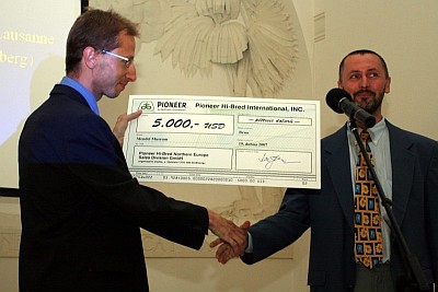 Před&aacute;n&iacute; daru