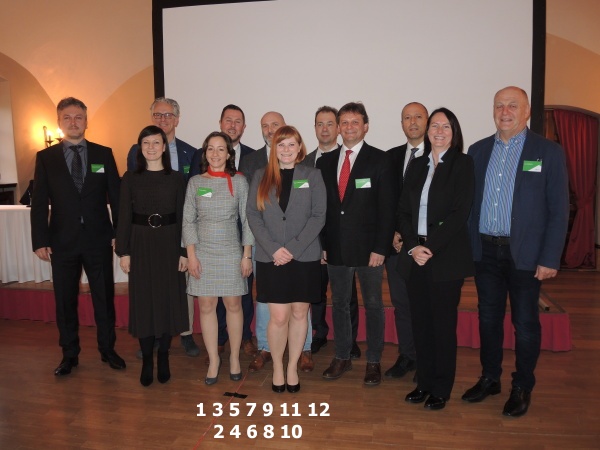 Přednášející a tým společnosti Nufarm v ČR: 3 - Hildo Brilleman, 5 - Jakub Matějovský, 6 - Jitka Chromečková, 7 - Petr Saglena, 8 - Robert Schmiedl, 11 - Moshik Fish, 12 - Jan Valenta Přednášející a tým společnosti Nufarm v ČR: 3 - Hildo Brilleman, 5 - Jakub Matějovský, 6 - Jitka Chromečková, 7 - Petr Saglena, 8 - Robert Schmiedl, 11 - Moshik Fish, 12 - Jan Valenta