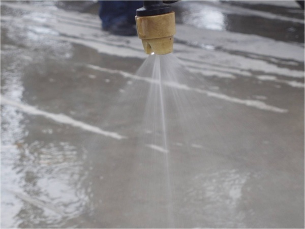 V&yacute;střikov&yacute; obrazec po&scaron;kozen&eacute; trysky