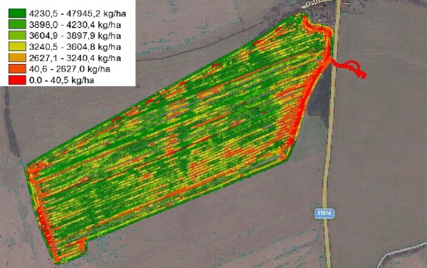 V&yacute;nosov&aacute; mapa skl&iacute;zec&iacute; ml&aacute;tičky New Holland (z&aacute;běr 6,7 m) dok&aacute;že velmi dobře pouk&aacute;zat na probl&eacute;my na pol&iacute;ch - dl&aacute;tov&yacute; pluh Terraland o&scaron;etřil souvrať u&nbsp;řepky (6 m) a&nbsp;zhruba 3 dal&scaron;&iacute; ha v&nbsp;horn&iacute; č&aacute;sti mapy, vliv podryt&iacute; byl na v&yacute;nos řepky velmi značn&yacute;; na zbytku pole bylo mělk&eacute; kypřen&iacute; do hloubky 10 cm